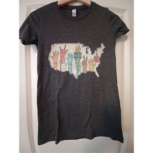 Unity Women's T-shirt size Small